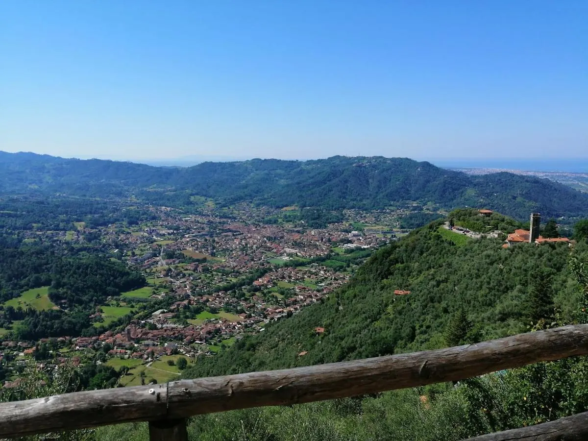 Casa La Vista Villa Camaiore Italy